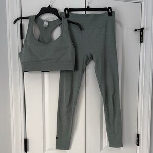 Love Fitness Odina Seamless Leggings with Matching Sport Bra- Women M